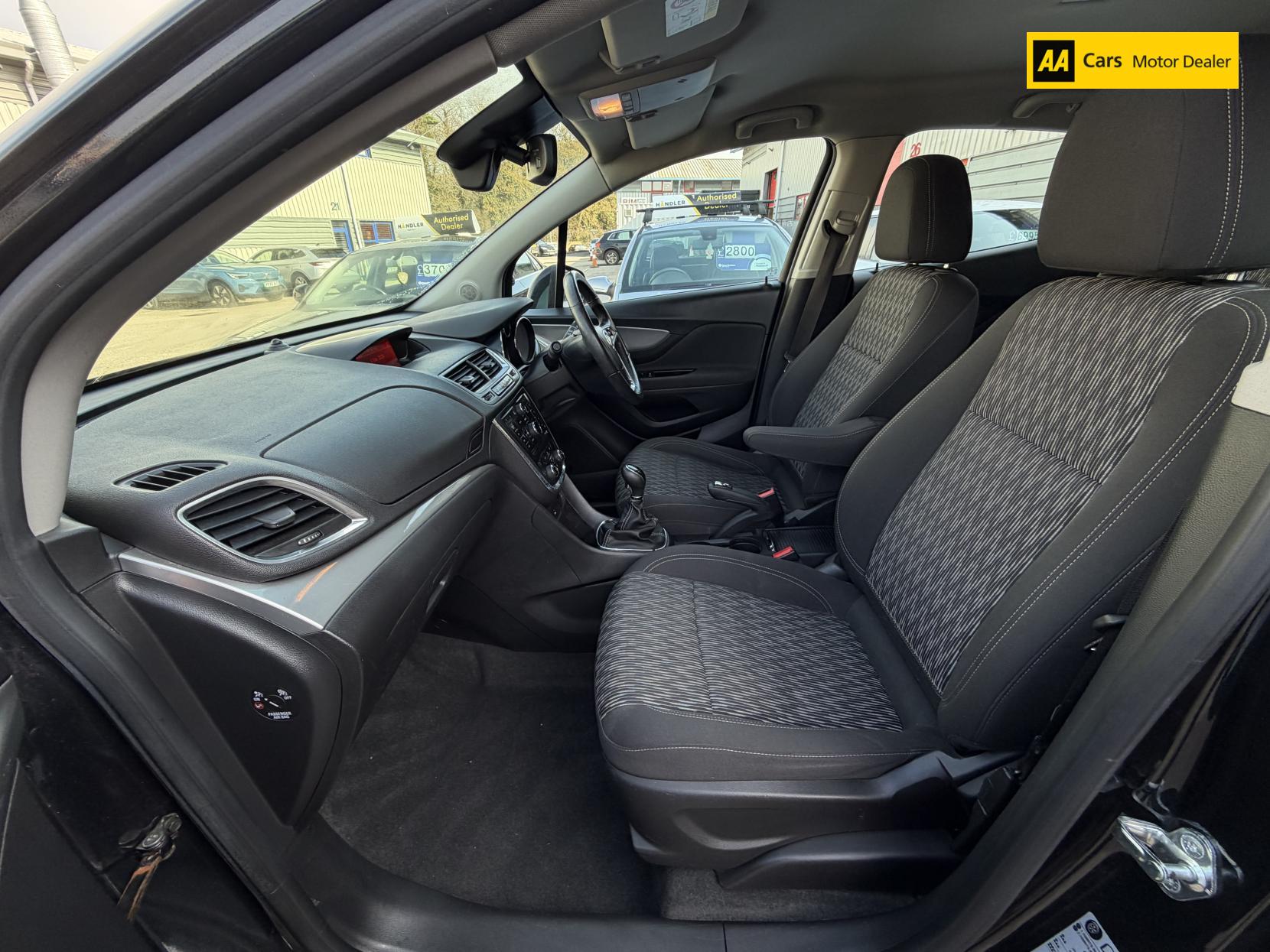 Vauxhall Mokka 1.6i Exclusiv SUV 5dr Petrol Manual 2WD Euro 6 (s/s) (115 ps)