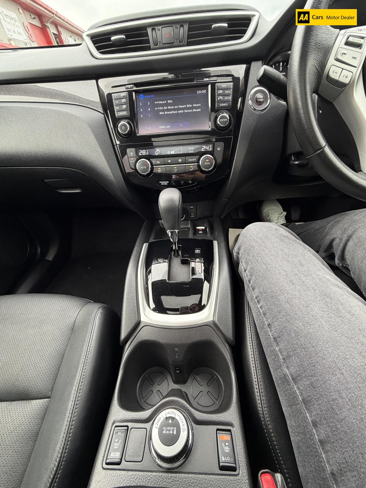 Nissan X-Trail 2.0 dCi Tekna SUV 5dr Diesel XTRON 4WD Euro 6 (s/s) (177 ps)