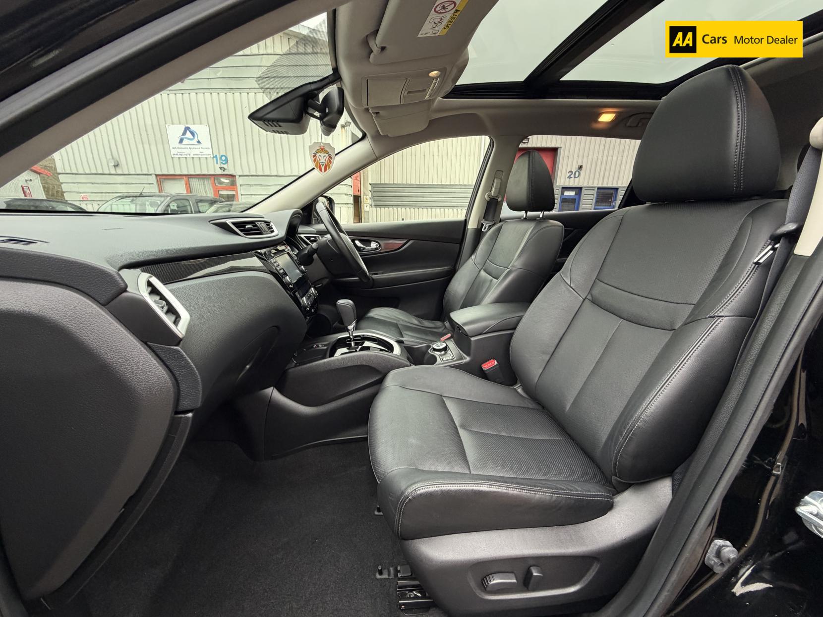 Nissan X-Trail 2.0 dCi Tekna SUV 5dr Diesel XTRON 4WD Euro 6 (s/s) (177 ps)