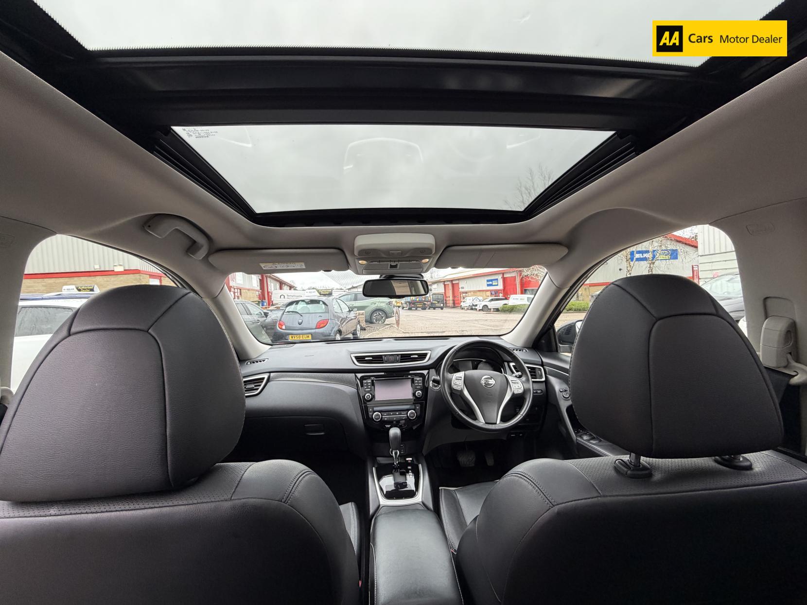 Nissan X-Trail 2.0 dCi Tekna SUV 5dr Diesel XTRON 4WD Euro 6 (s/s) (177 ps)