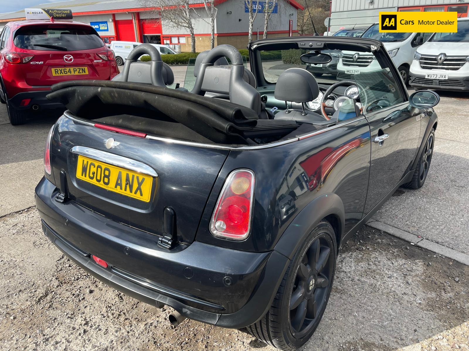 MINI Convertible 1.6 Cooper Sidewalk Convertible 2dr Petrol Manual Euro 4 (115 ps)