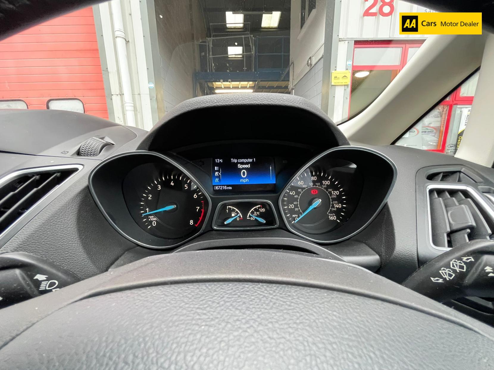 Ford C-Max 1.0T EcoBoost Titanium MPV 5dr Petrol Manual Euro 6 (s/s) (125 ps)