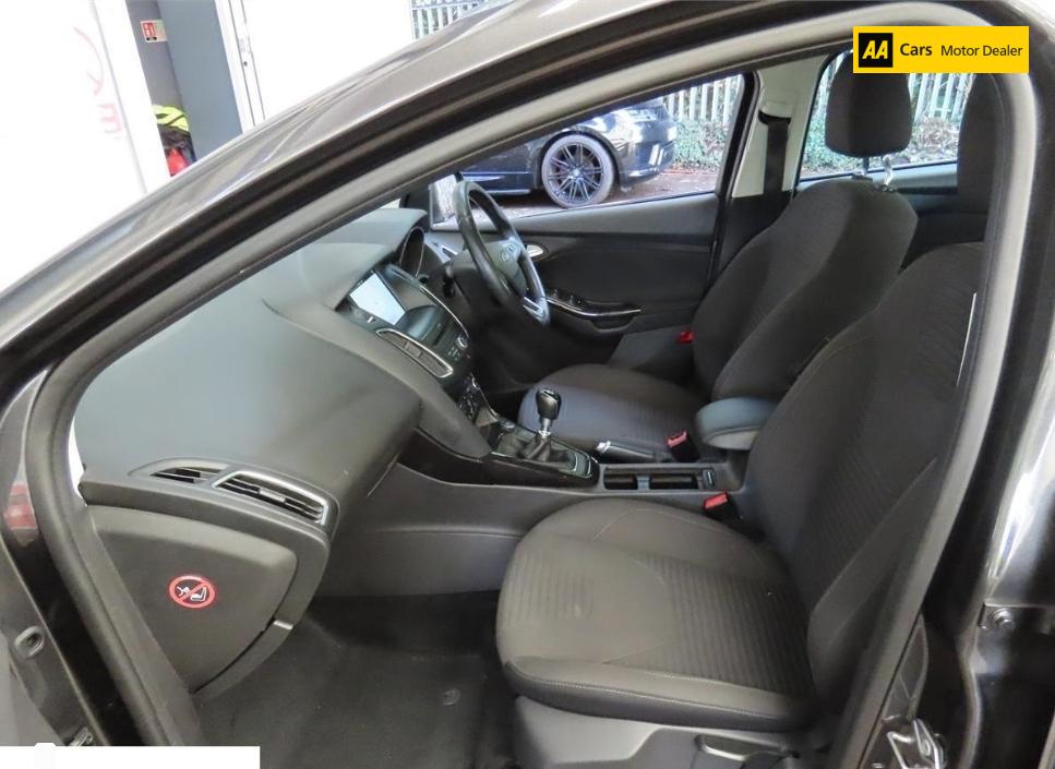 Ford Focus 1.0T EcoBoost Titanium Hatchback 5dr Petrol Manual Euro 6 (s/s) (125 ps)