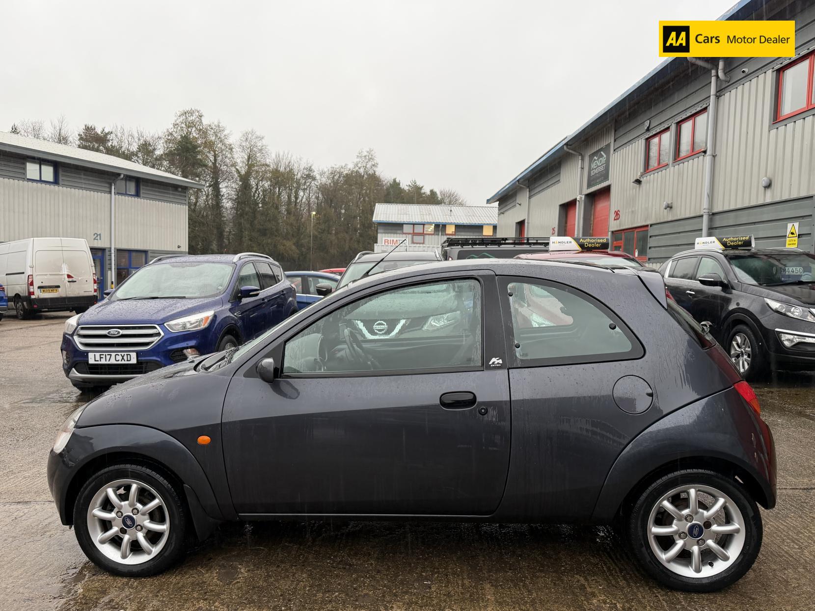 Ford Ka 1.3 Zetec Climate Hatchback 3dr Petrol Manual (154 g/km, 69 bhp)