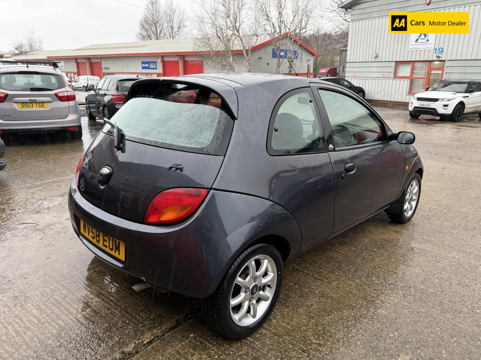 Ford Ka 1.3 Zetec Climate Hatchback 3dr Petrol Manual (154 g/km, 69 bhp)