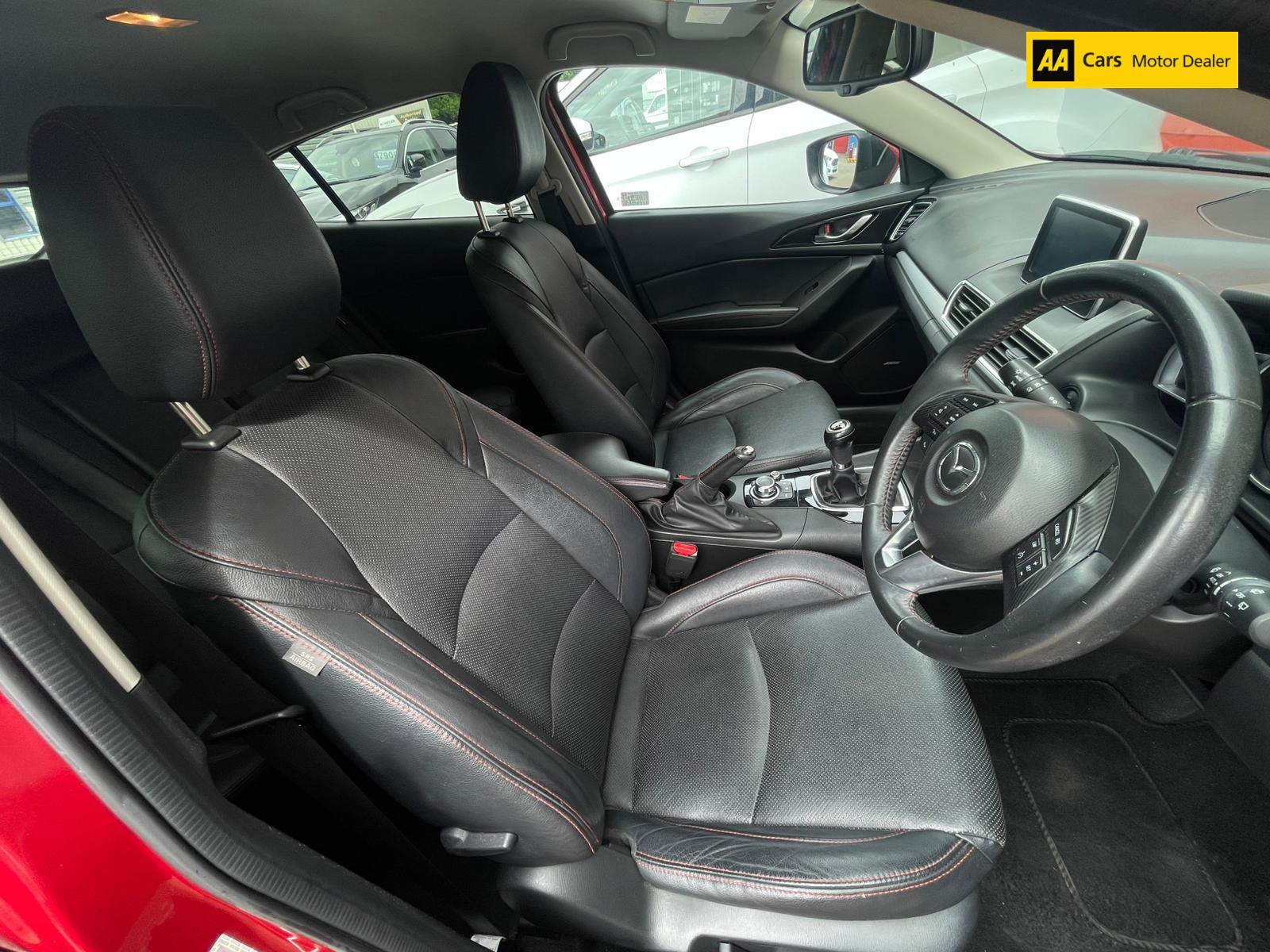 Mazda Mazda3 2.0 SKYACTIV-G Sport Nav Hatchback 5dr Petrol Manual Euro 5 (s/s) (120 ps)