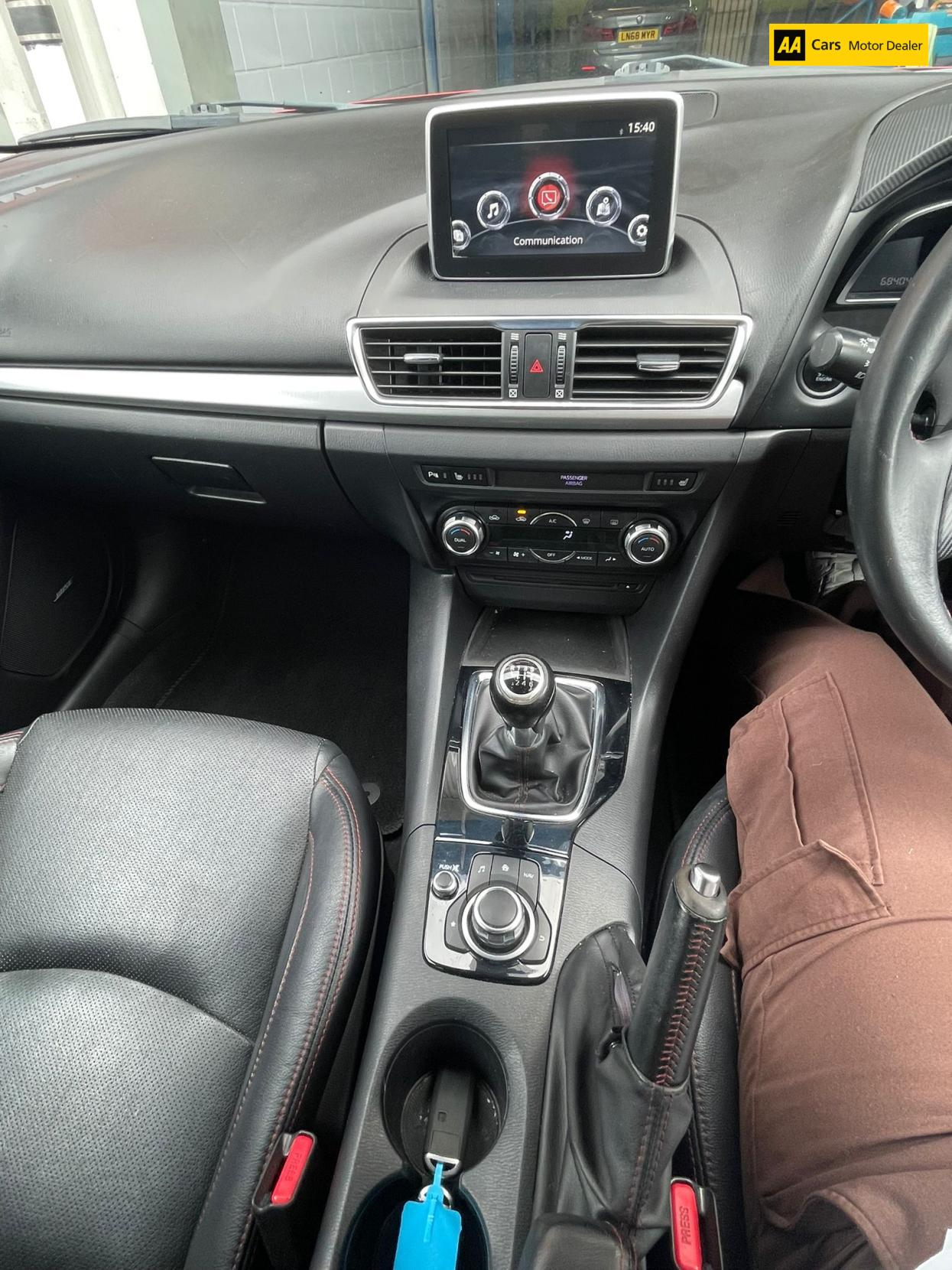 Mazda Mazda3 2.0 SKYACTIV-G Sport Nav Hatchback 5dr Petrol Manual Euro 5 (s/s) (120 ps)