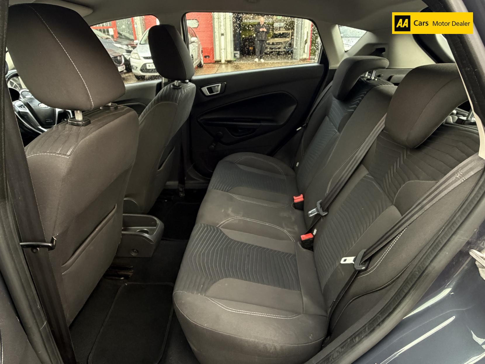 Ford Fiesta 1.25 Zetec Hatchback 5dr Petrol Manual Euro 5 (82 ps)