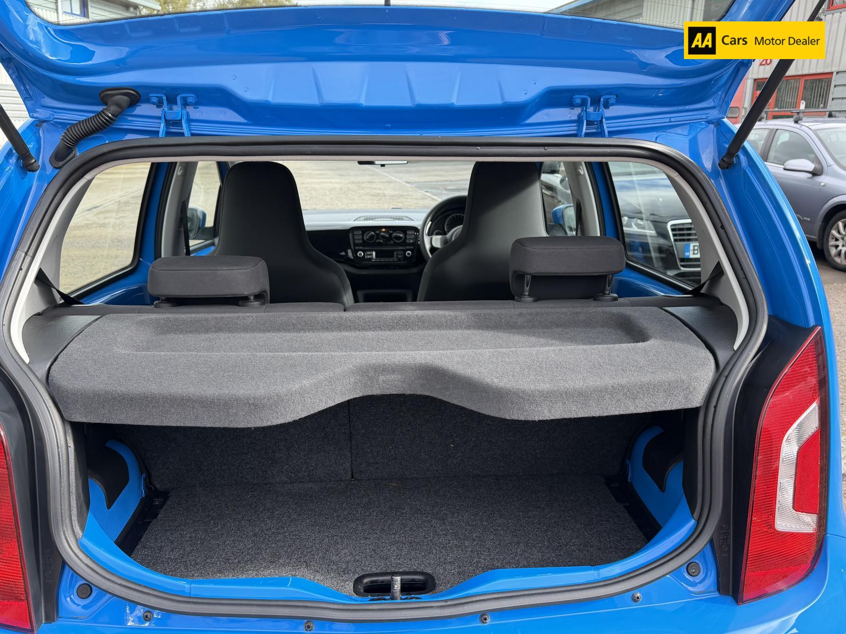 Volkswagen up! 1.0 Move up! Hatchback 5dr Petrol ASG Euro 5 (60 ps)