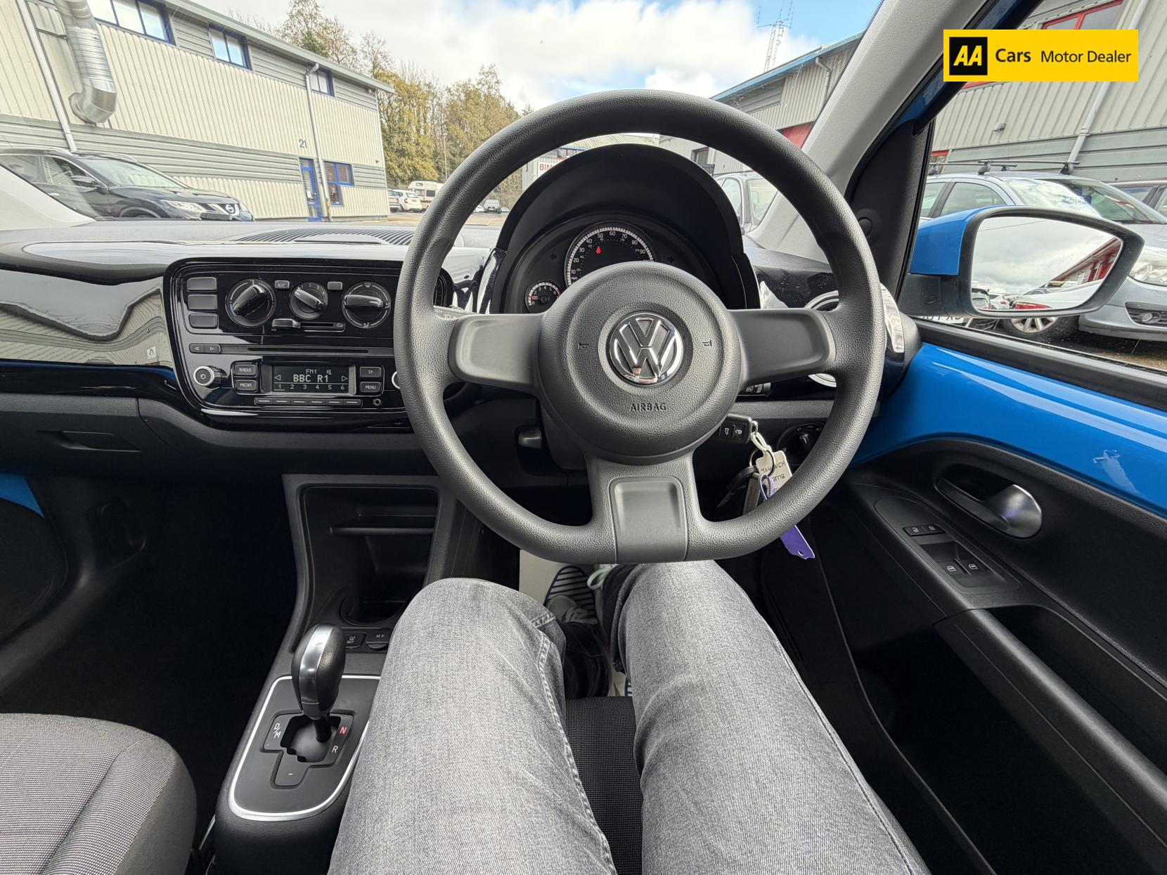 Volkswagen up! 1.0 Move up! Hatchback 5dr Petrol ASG Euro 5 (60 ps)