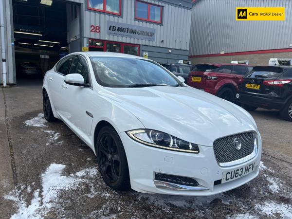 Jaguar XF 2.2d Premium Luxury Saloon 4dr Diesel Auto Euro 5 (s/s) (200 ps)