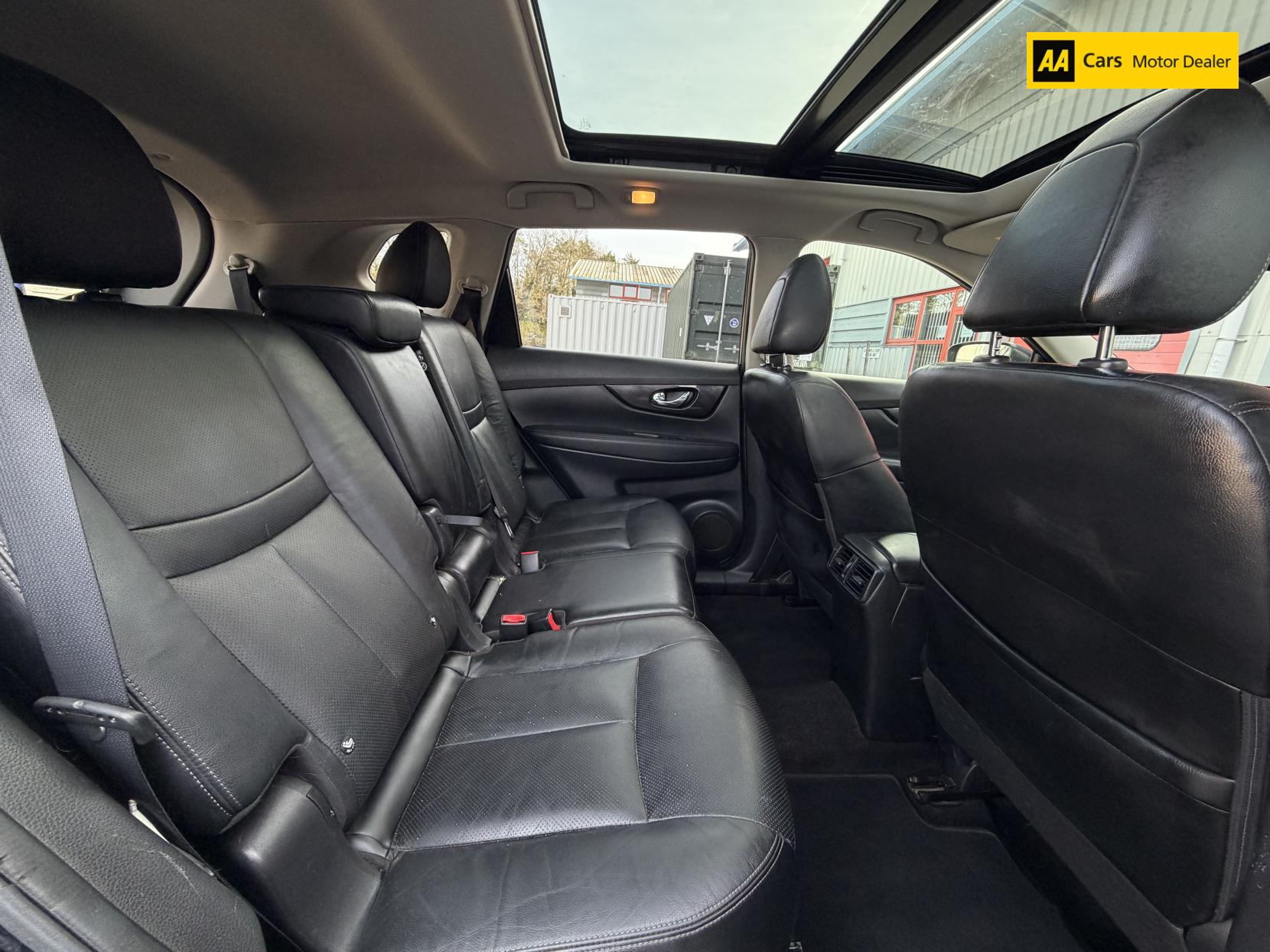 Nissan X-Trail 2.0 dCi Tekna SUV 5dr Diesel Manual 4WD Euro 6 (s/s) (177 ps)