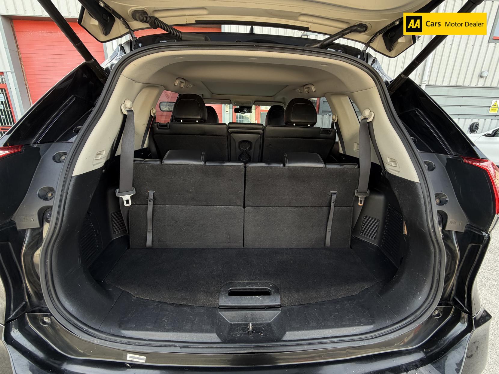 Nissan X-Trail 2.0 dCi Tekna SUV 5dr Diesel Manual 4WD Euro 6 (s/s) (177 ps)