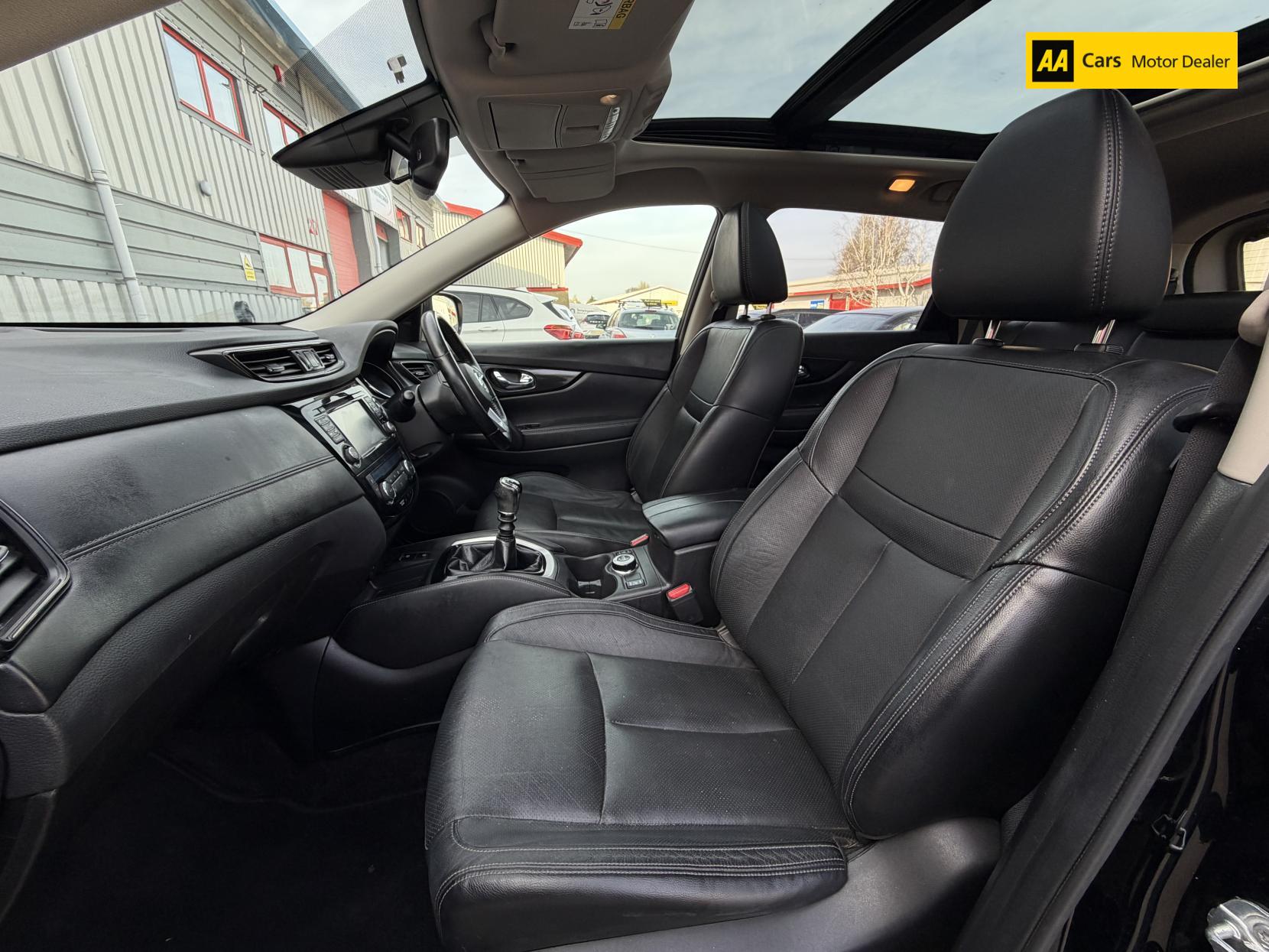 Nissan X-Trail 2.0 dCi Tekna SUV 5dr Diesel Manual 4WD Euro 6 (s/s) (177 ps)