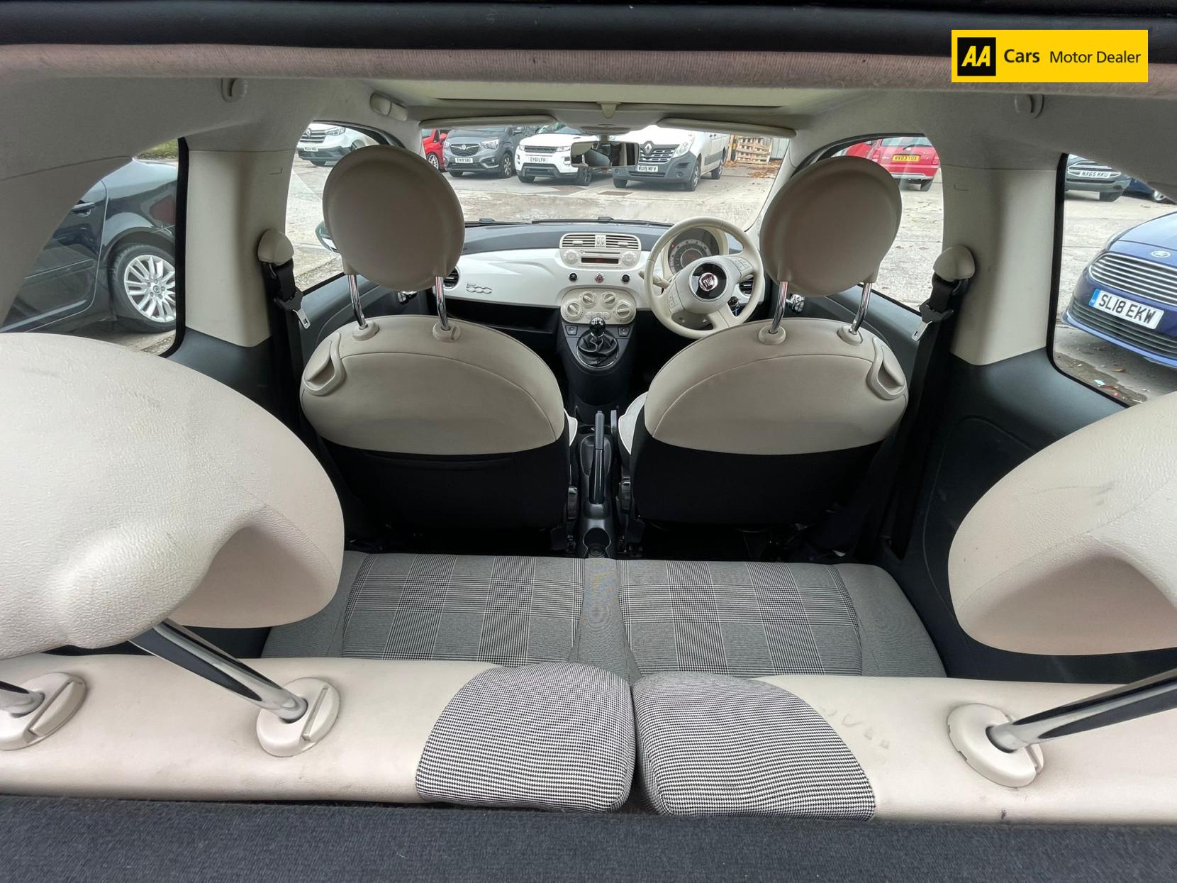 Fiat 500 1.2 Lounge Hatchback 3dr Petrol Manual Euro 6 (s/s) (69 bhp)