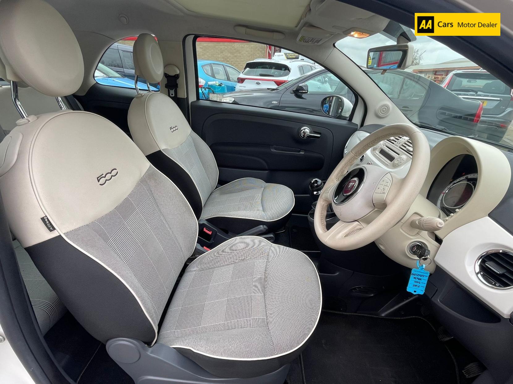 Fiat 500 1.2 Lounge Hatchback 3dr Petrol Manual Euro 6 (s/s) (69 bhp)