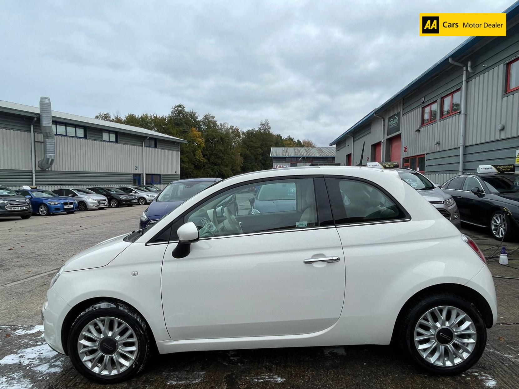 Fiat 500 1.2 Lounge Hatchback 3dr Petrol Manual Euro 6 (s/s) (69 bhp)