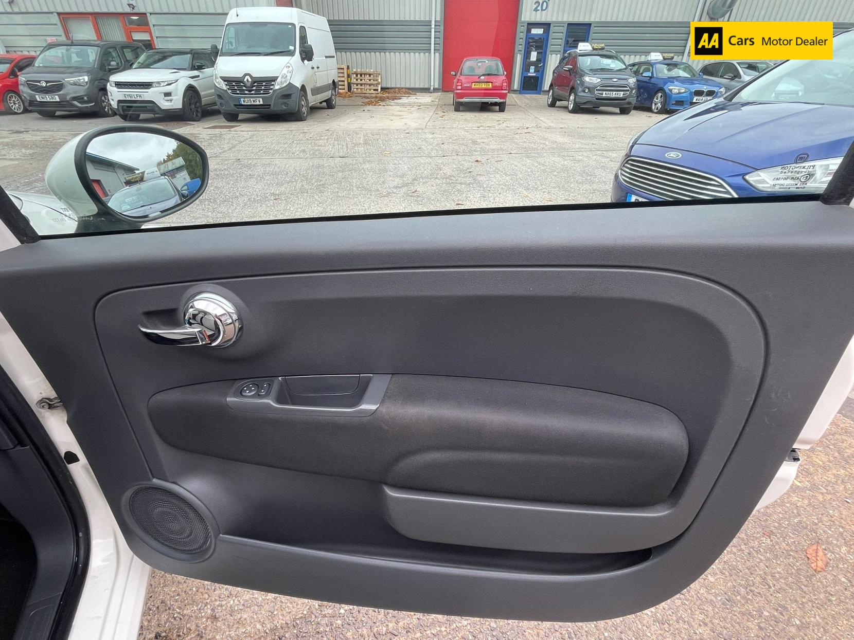 Fiat 500 1.2 Lounge Hatchback 3dr Petrol Manual Euro 6 (s/s) (69 bhp)