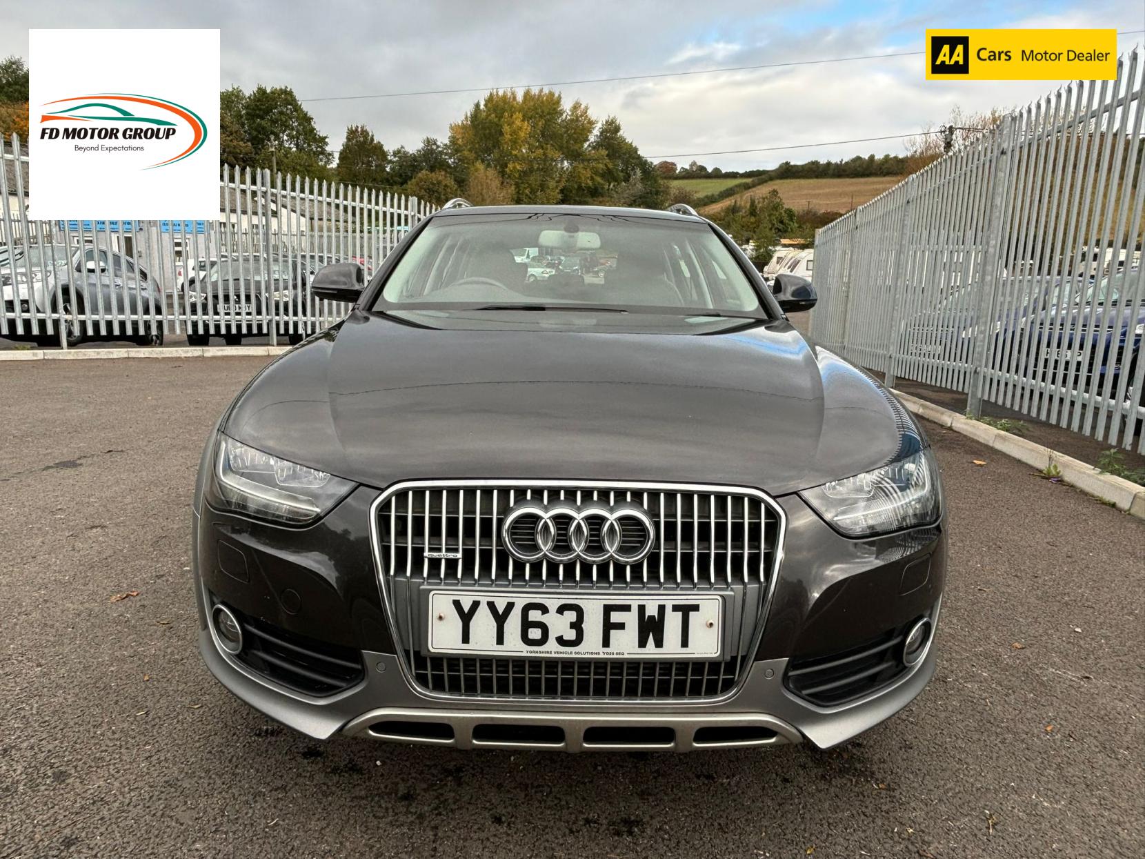 Audi A4 Allroad 2.0 TDI Estate 5dr Diesel S Tronic quattro Euro 5 (s/s) (177 ps)