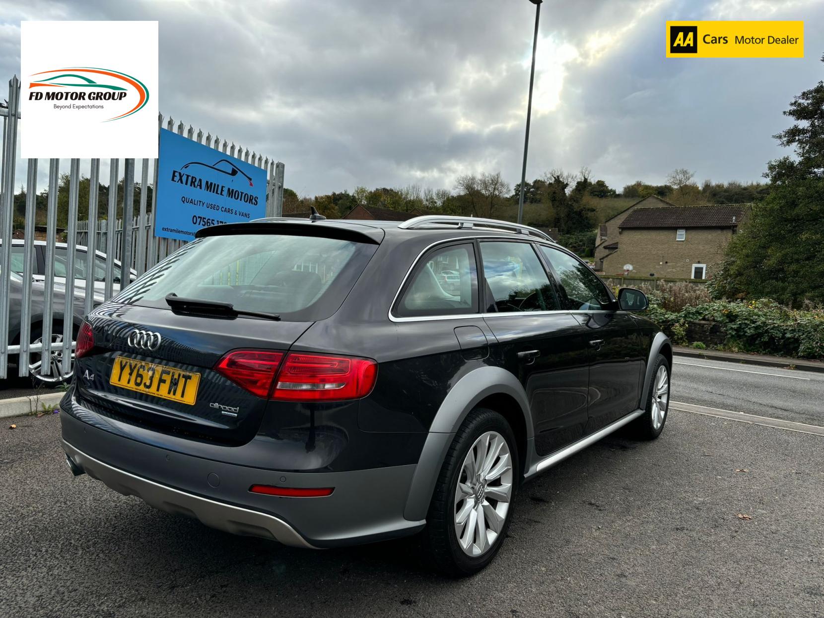 Audi A4 Allroad 2.0 TDI Estate 5dr Diesel S Tronic quattro Euro 5 (s/s) (177 ps)