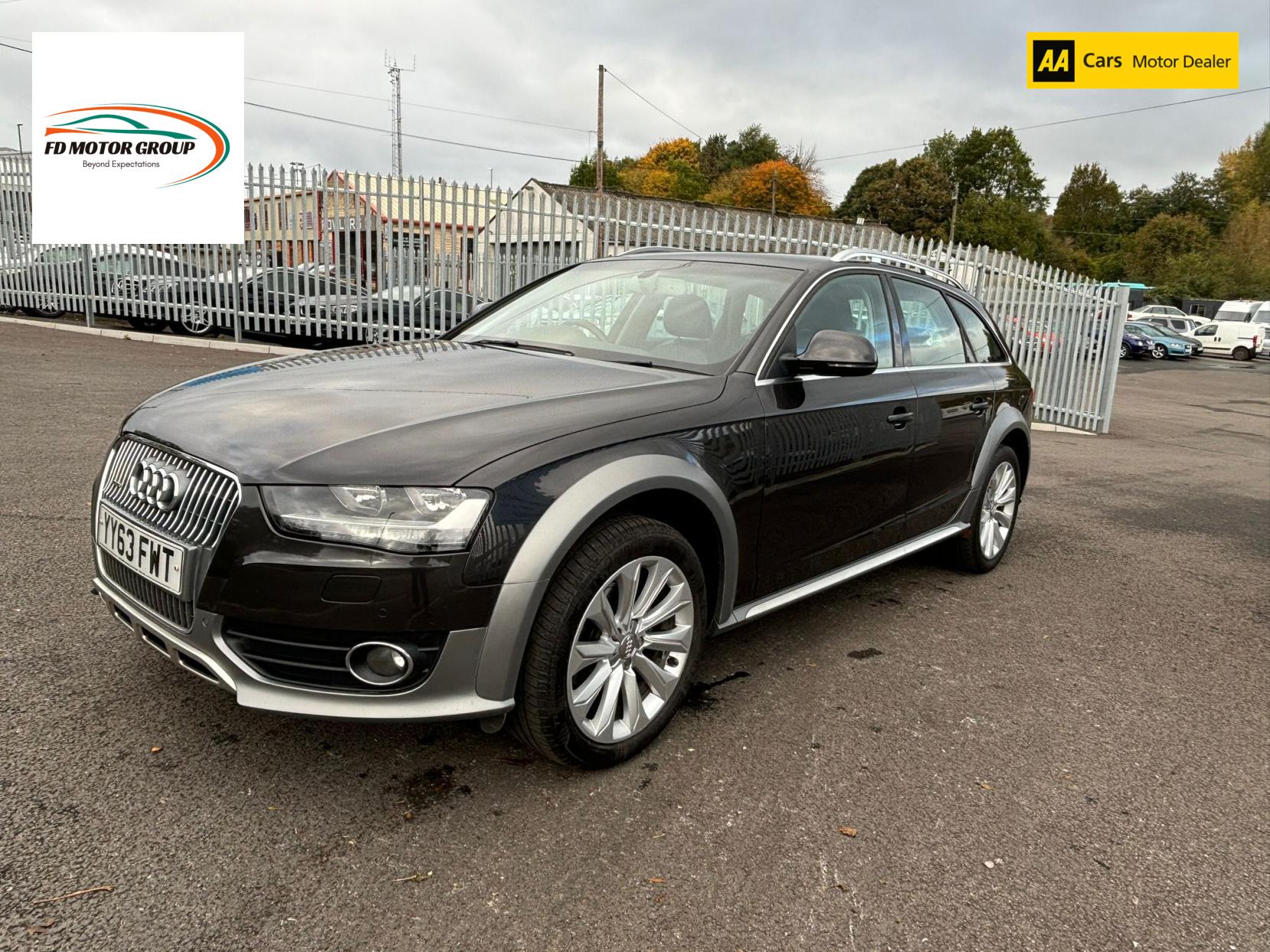 Audi A4 Allroad 2.0 TDI Estate 5dr Diesel S Tronic quattro Euro 5 (s/s) (177 ps)