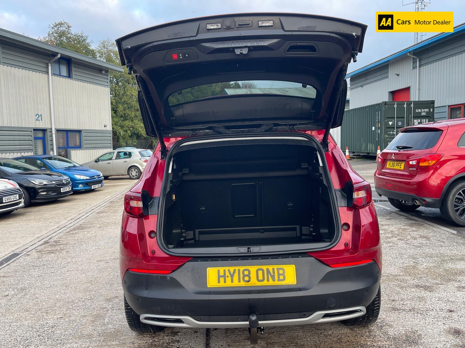 Vauxhall Grandland X 1.2 Turbo Sport Nav SUV 5dr Petrol Manual Euro 6 (s/s) (130 ps)