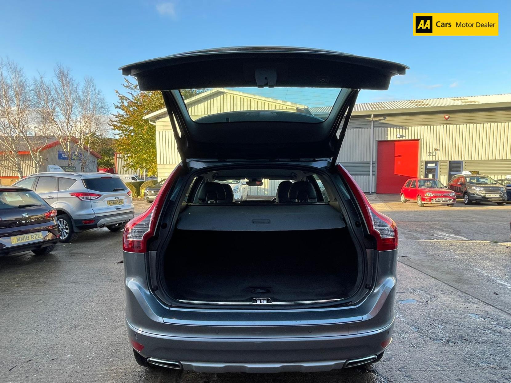 Volvo XC60 2.0 D4 SE Lux Nav SUV 5dr Diesel Auto Euro 6 (s/s) (190 ps)