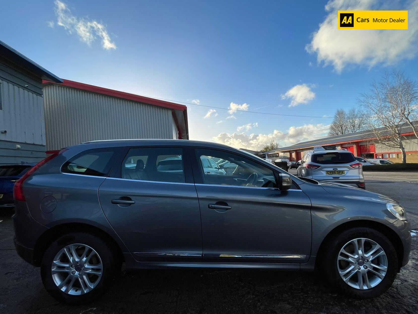 Volvo XC60 2.0 D4 SE Lux Nav SUV 5dr Diesel Auto Euro 6 (s/s) (190 ps)