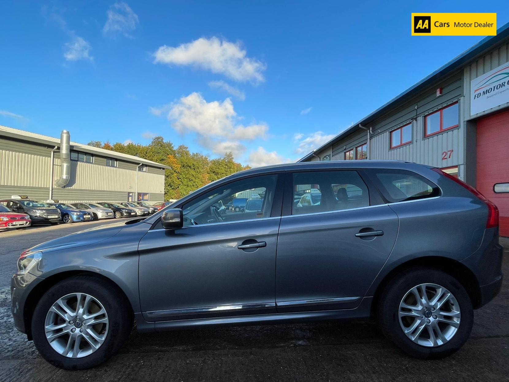 Volvo XC60 2.0 D4 SE Lux Nav SUV 5dr Diesel Auto Euro 6 (s/s) (190 ps)