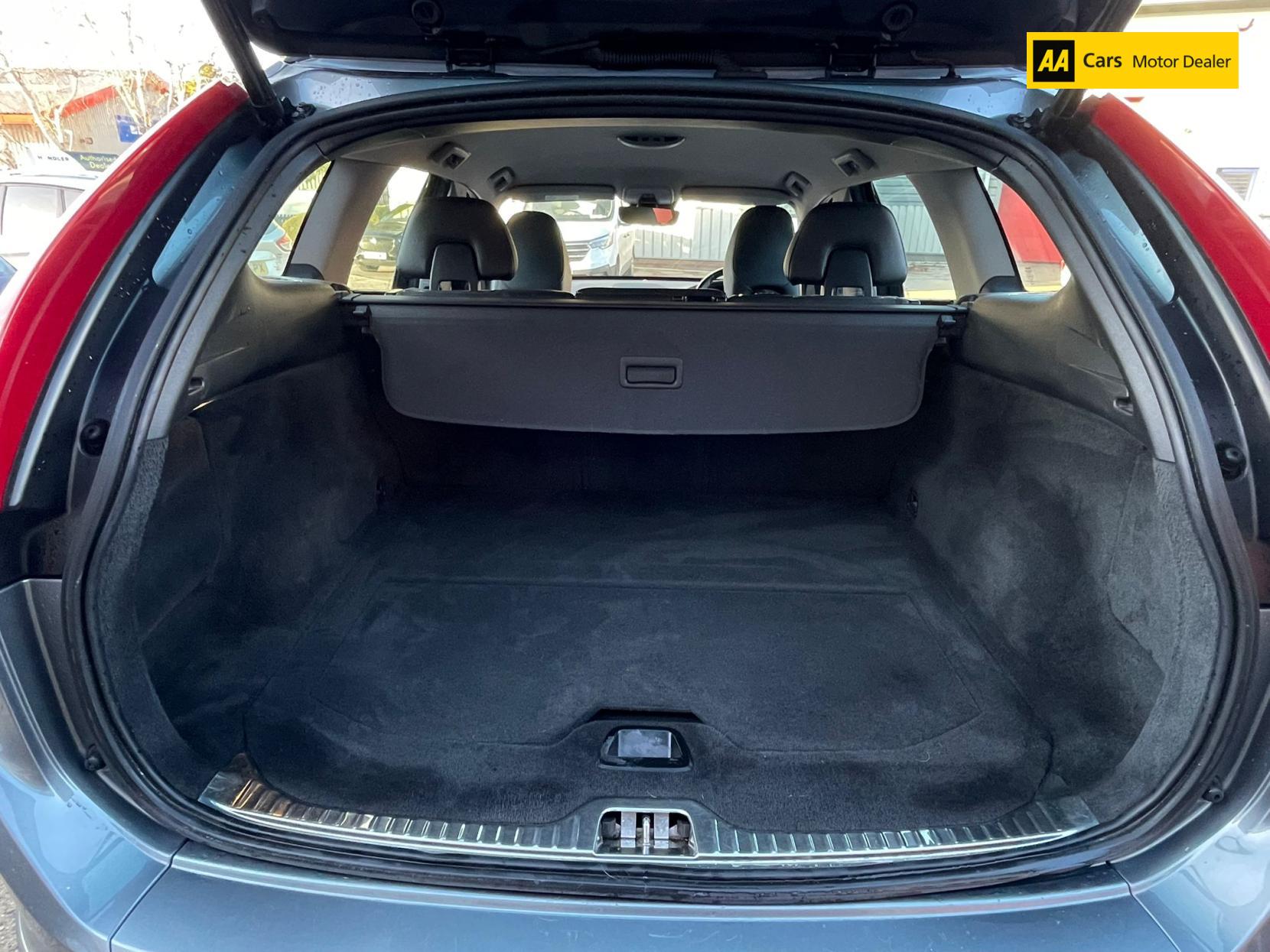 Volvo XC60 2.0 D4 SE Lux Nav SUV 5dr Diesel Auto Euro 6 (s/s) (190 ps)