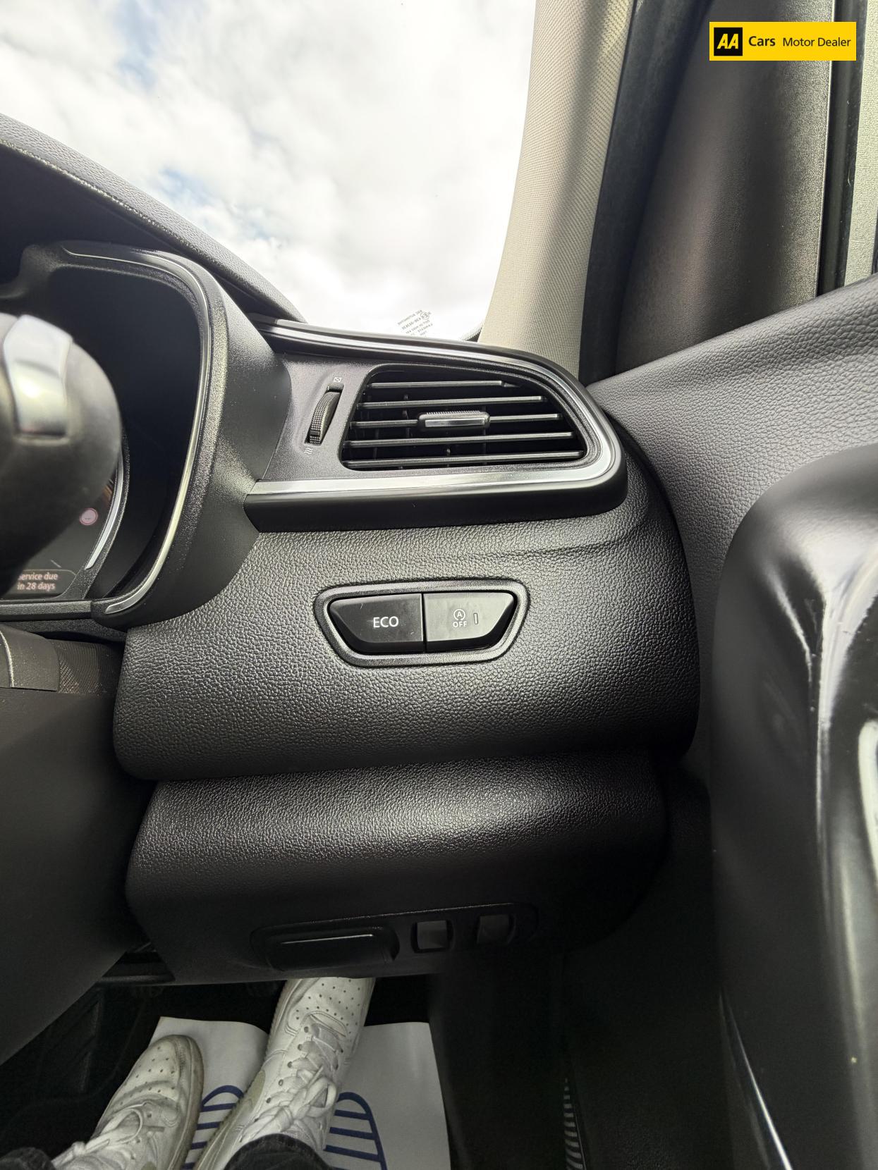 Renault Kadjar 1.6 dCi Signature Nav SUV 5dr Diesel Manual Euro 6 (s/s) (130 ps)