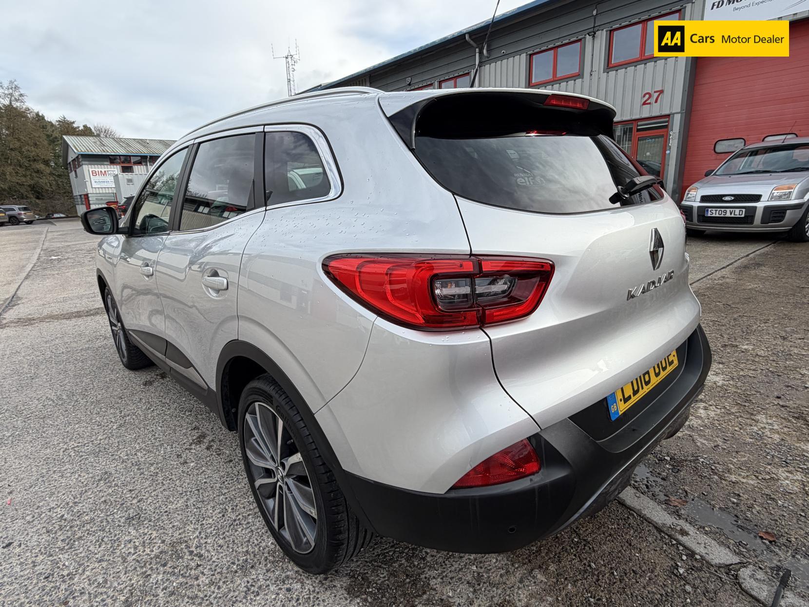 Renault Kadjar 1.6 dCi Signature Nav SUV 5dr Diesel Manual Euro 6 (s/s) (130 ps)