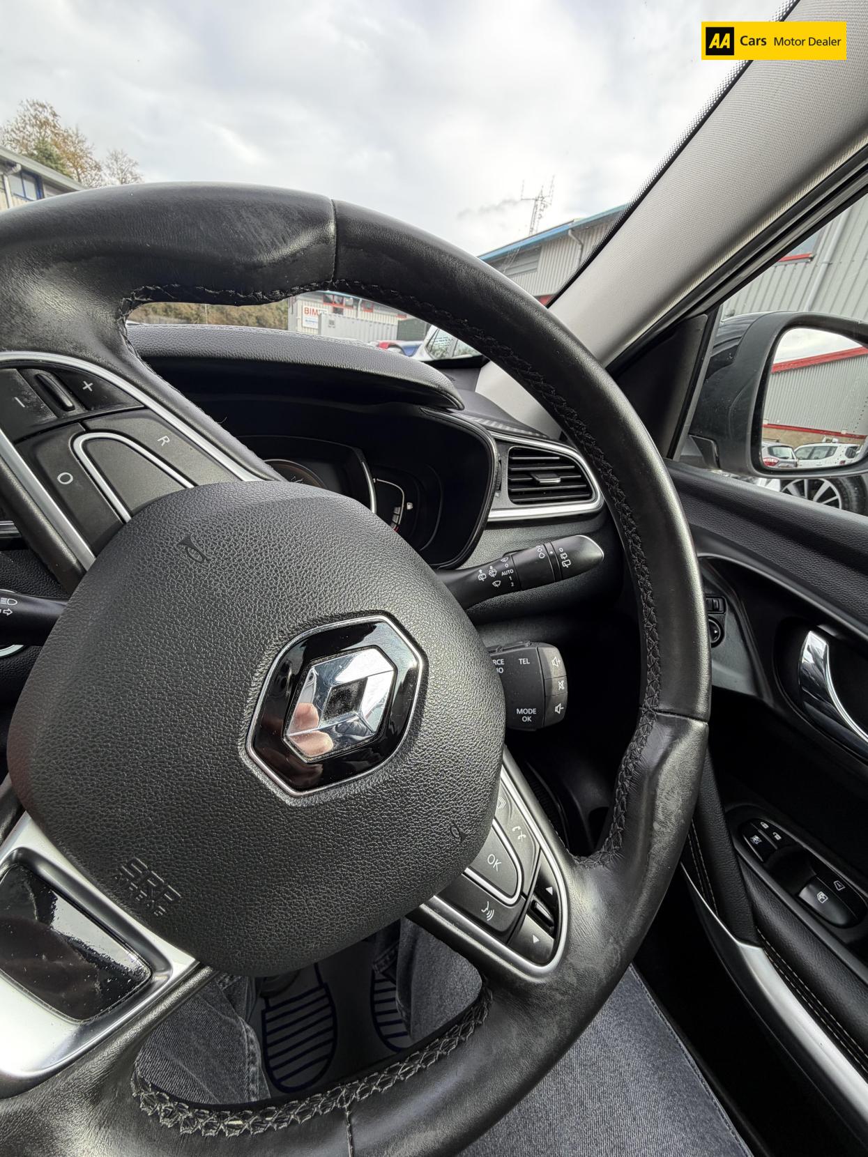 Renault Kadjar 1.6 dCi Signature Nav SUV 5dr Diesel Manual Euro 6 (s/s) (130 ps)