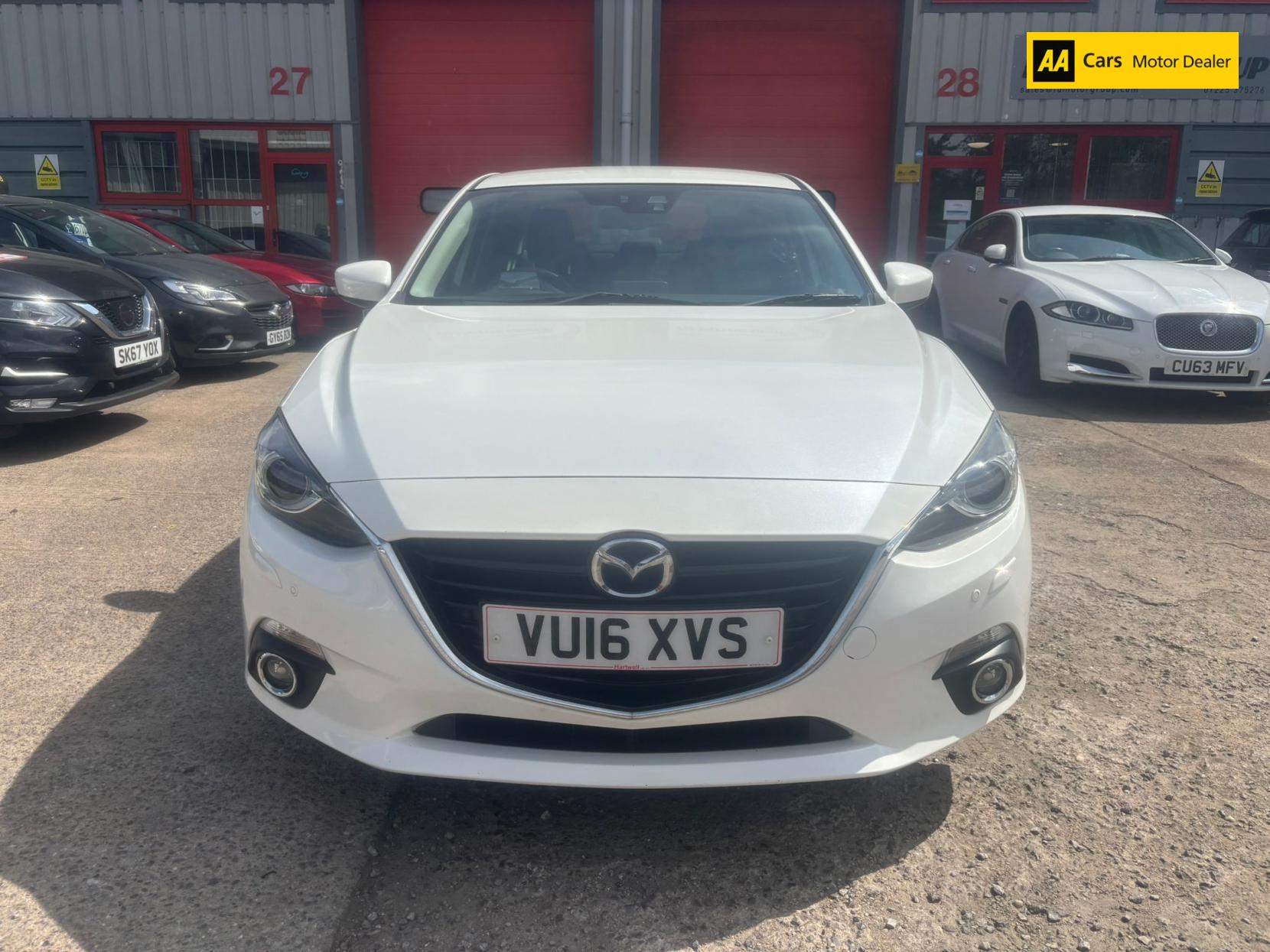 Mazda Mazda3 1.5 SKYACTIV-D Sport Nav Fastback 4dr Diesel Manual Euro 6 (s/s) (105 ps)