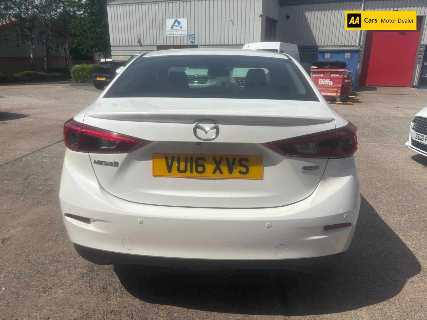 Mazda Mazda3 1.5 SKYACTIV-D Sport Nav Fastback 4dr Diesel Manual Euro 6 (s/s) (105 ps)