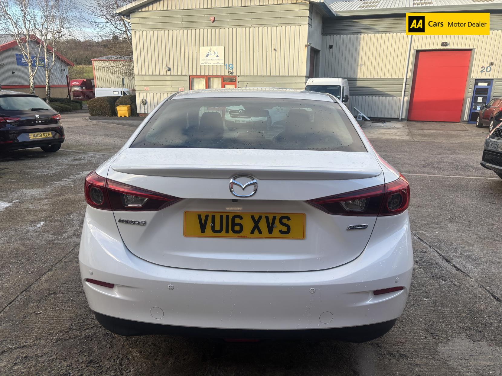 Mazda Mazda3 1.5 SKYACTIV-D Sport Nav Fastback 4dr Diesel Manual Euro 6 (s/s) (105 ps)