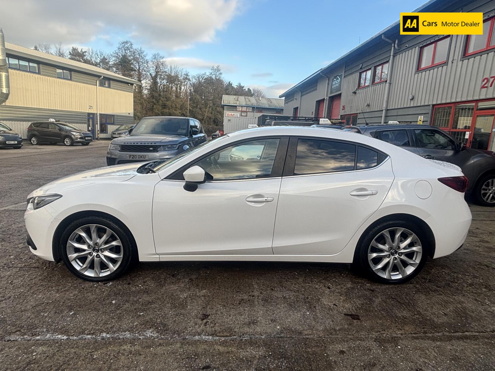 Mazda Mazda3 1.5 SKYACTIV-D Sport Nav Fastback 4dr Diesel Manual Euro 6 (s/s) (105 ps)