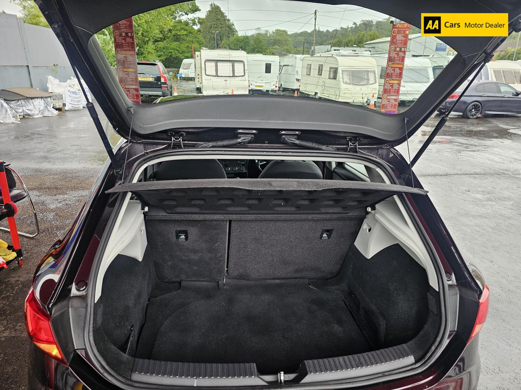 SEAT Leon 1.2 TSI SE Technology Hatchback 5dr Petrol Manual Euro 6 (s/s) (110 ps)