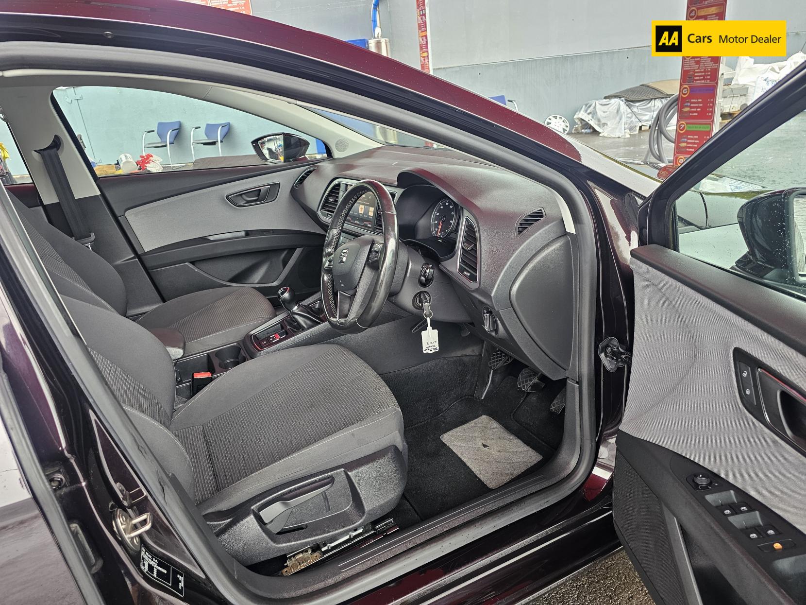 SEAT Leon 1.2 TSI SE Technology Hatchback 5dr Petrol Manual Euro 6 (s/s) (110 ps)