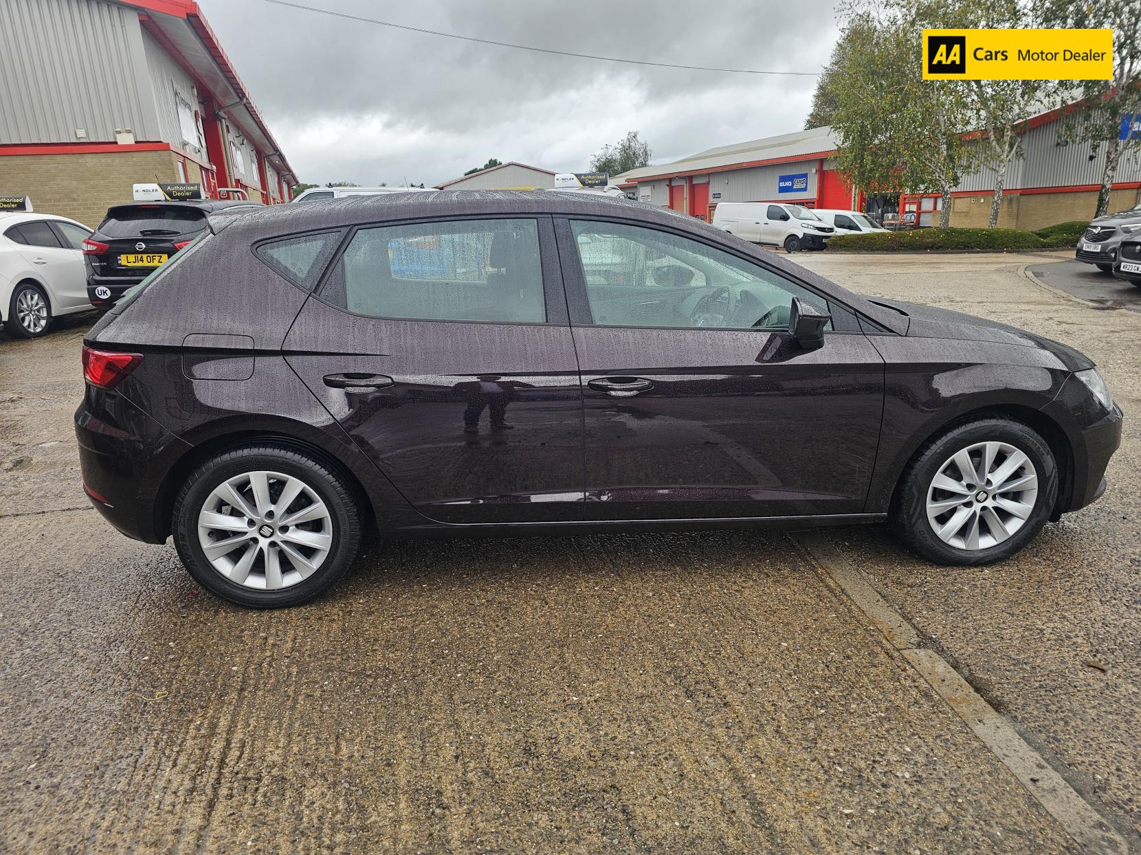 SEAT Leon 1.2 TSI SE Technology Hatchback 5dr Petrol Manual Euro 6 (s/s) (110 ps)