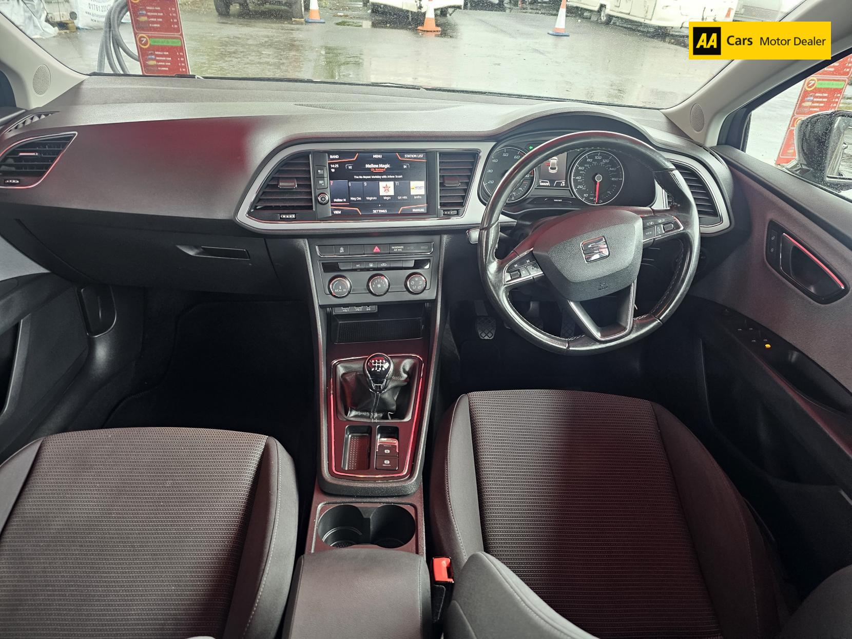 SEAT Leon 1.2 TSI SE Technology Hatchback 5dr Petrol Manual Euro 6 (s/s) (110 ps)