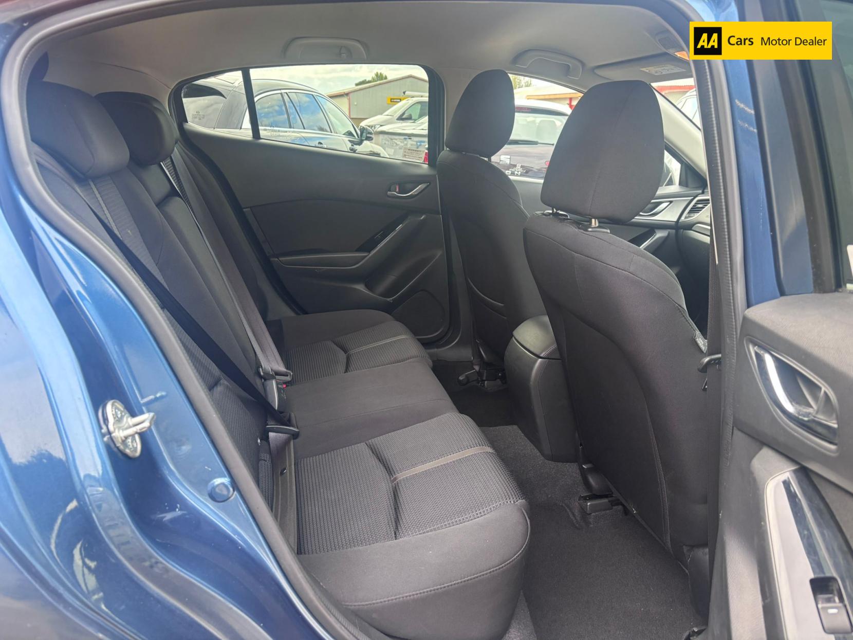 Mazda Mazda3 2.0 SKYACTIV-G SE-L Nav Hatchback 5dr Petrol Manual Euro 6 (s/s) (121 ps)