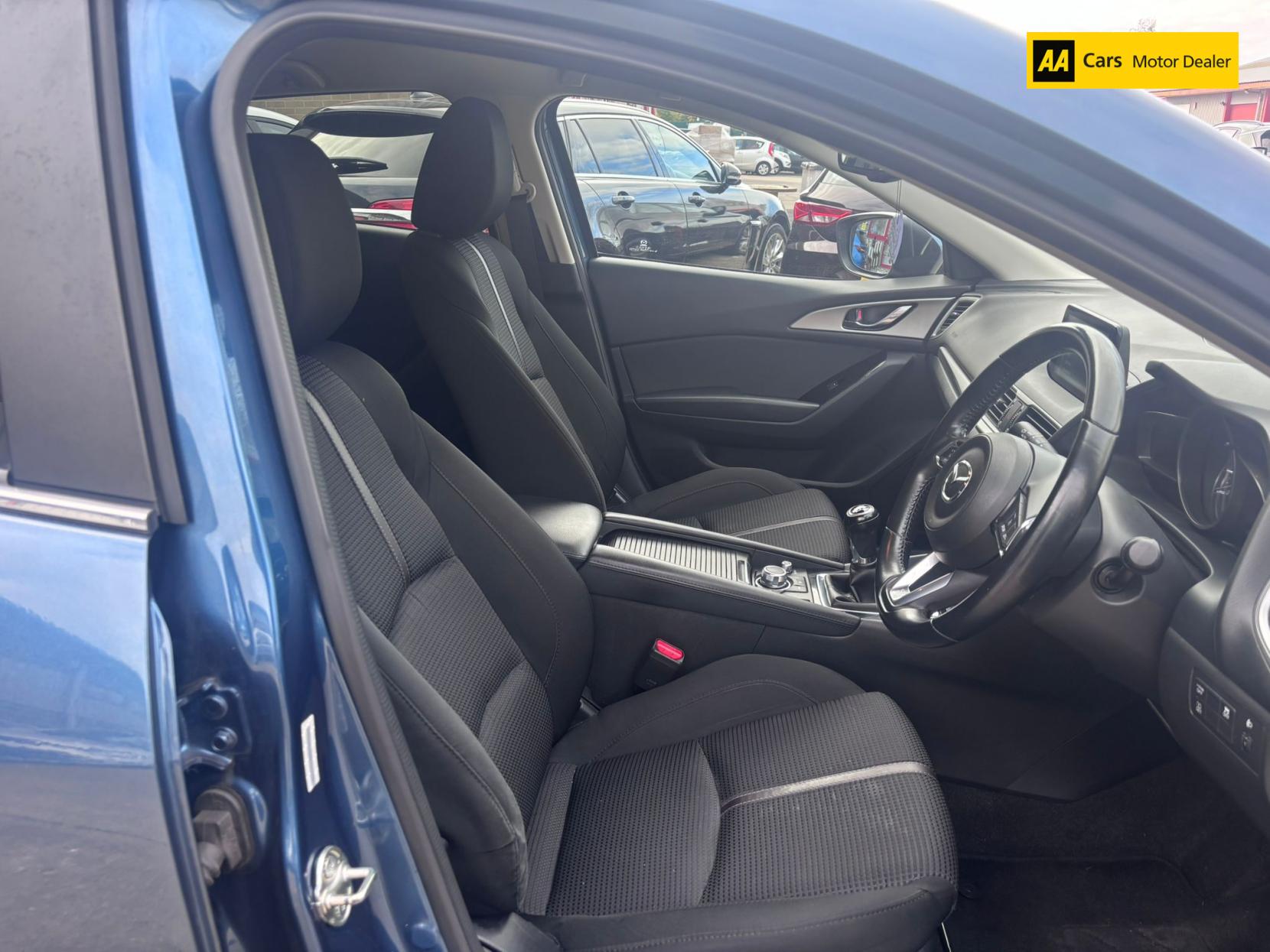 Mazda Mazda3 2.0 SKYACTIV-G SE-L Nav Hatchback 5dr Petrol Manual Euro 6 (s/s) (121 ps)
