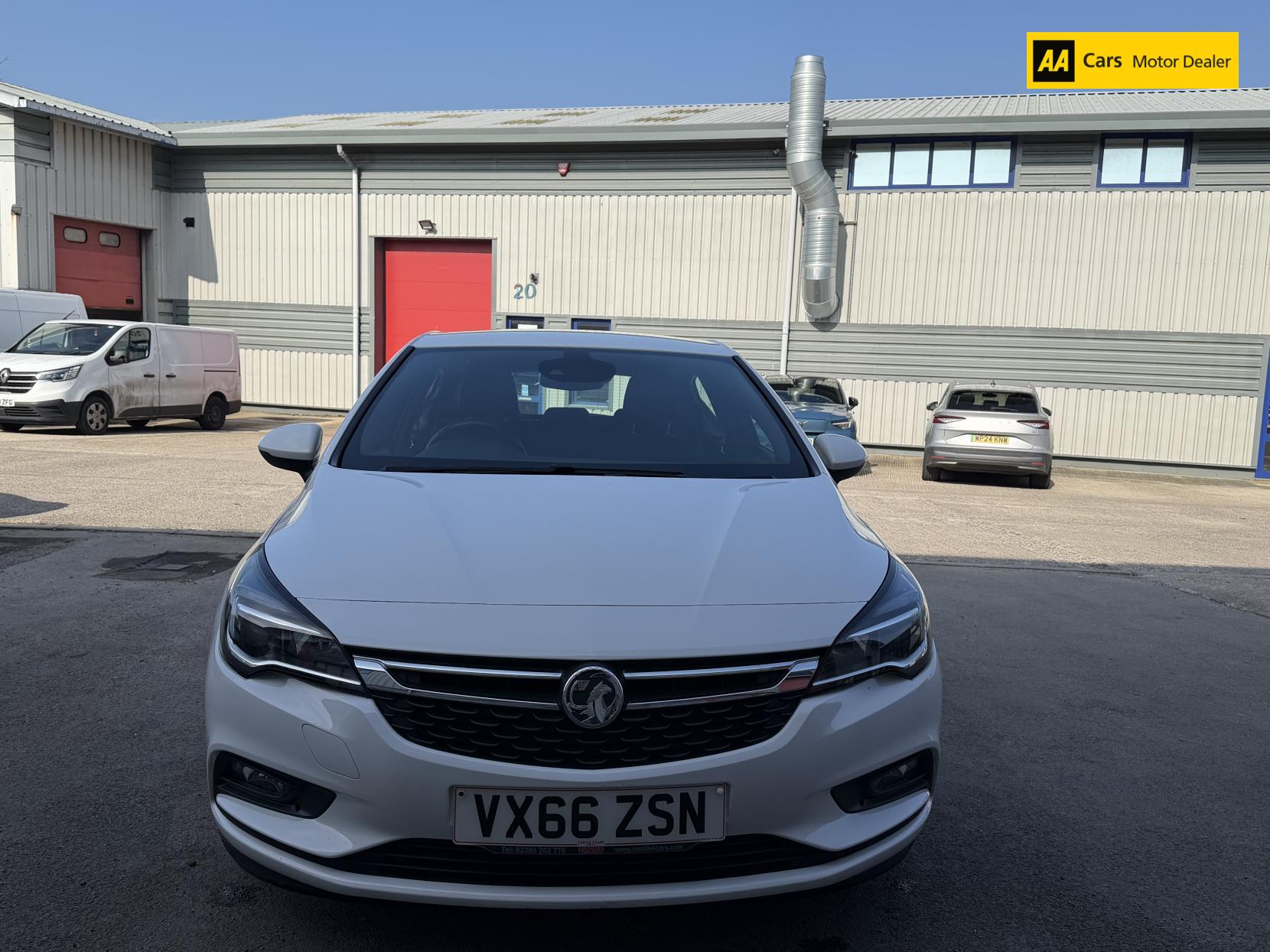 Vauxhall Astra 1.6 CDTi ecoFLEX SRi Nav Hatchback 5dr Diesel Manual Euro 6 (s/s) (110 ps)