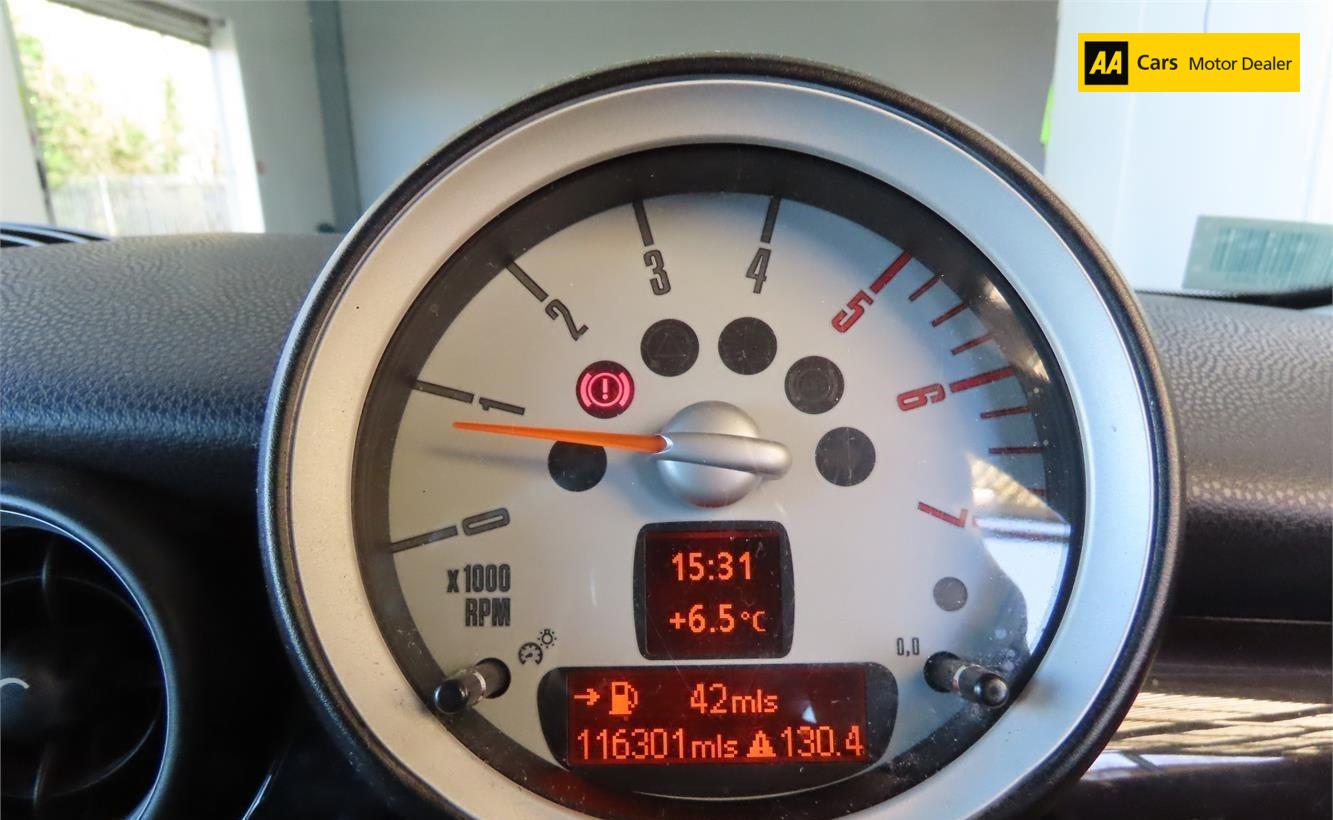 MINI Hatch 1.6 Cooper D Hatchback 3dr Diesel Manual Euro 4 (110 ps)