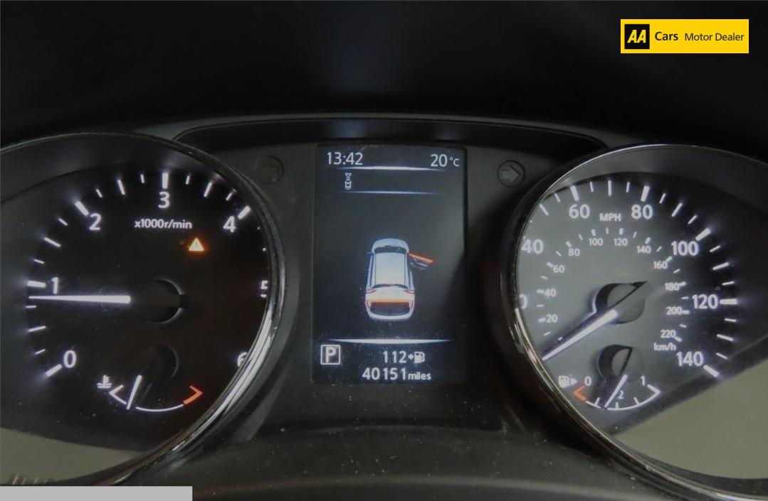 Nissan Qashqai 1.6 dCi Acenta Premium SUV 5dr Diesel XTRON 2WD Euro 5 (s/s) (130 ps)