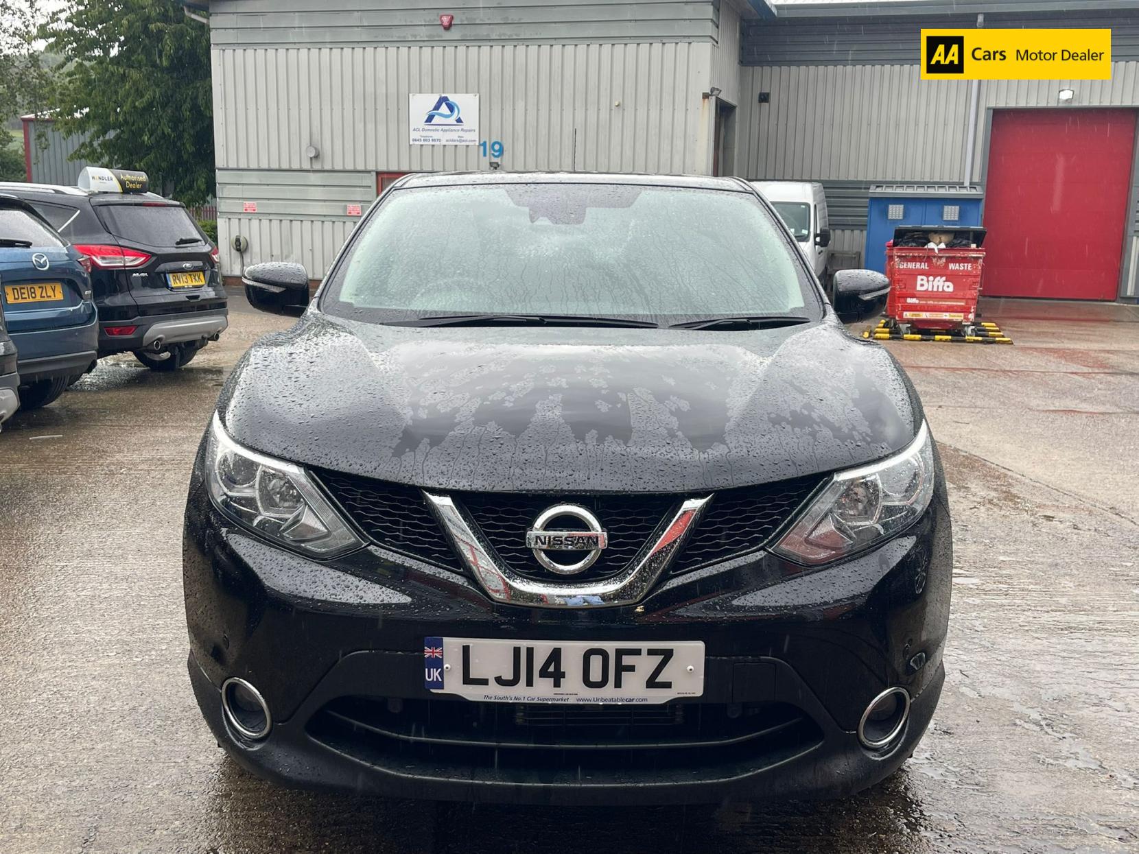 Nissan Qashqai 1.6 dCi Acenta Premium SUV 5dr Diesel XTRON 2WD Euro 5 (s/s) (130 ps)