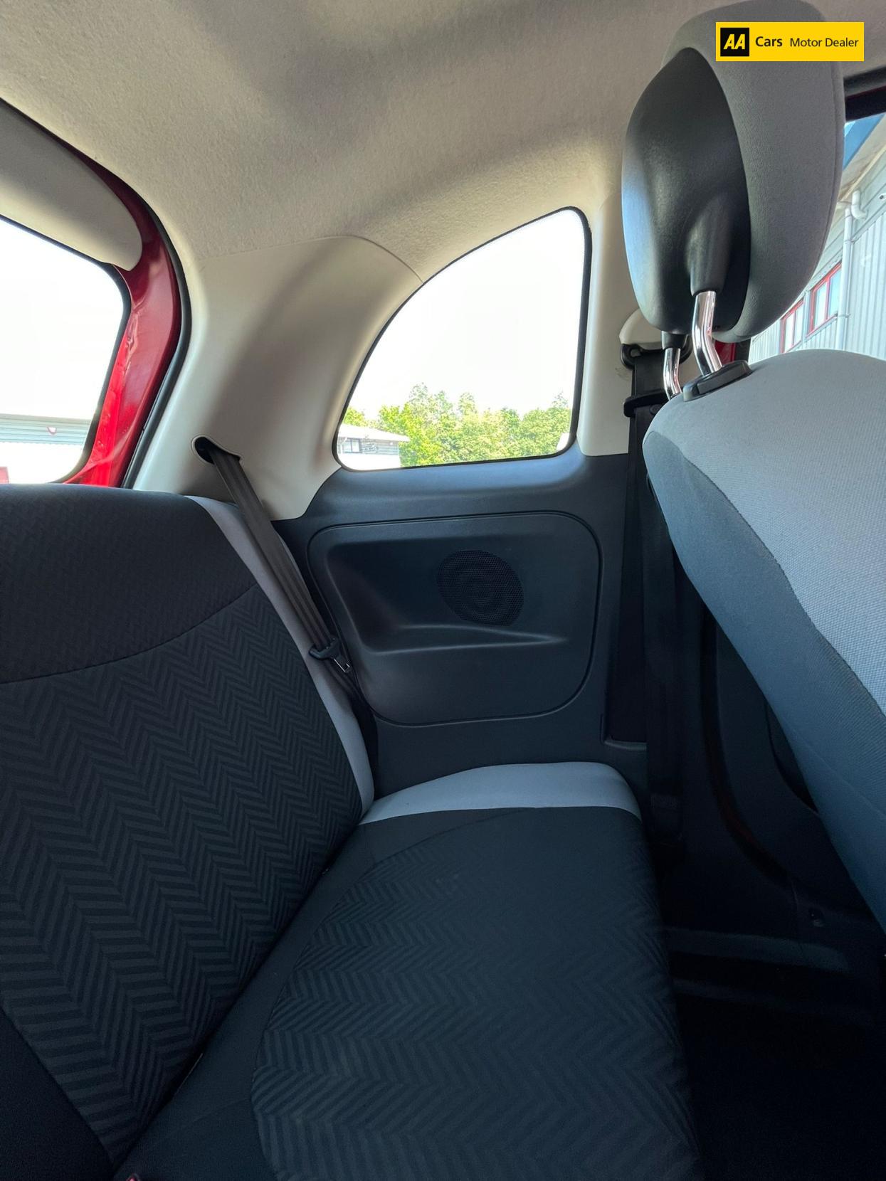 Fiat 500 1.2 Pop Hatchback 3dr Petrol Manual Euro 6 (s/s) (69 bhp)