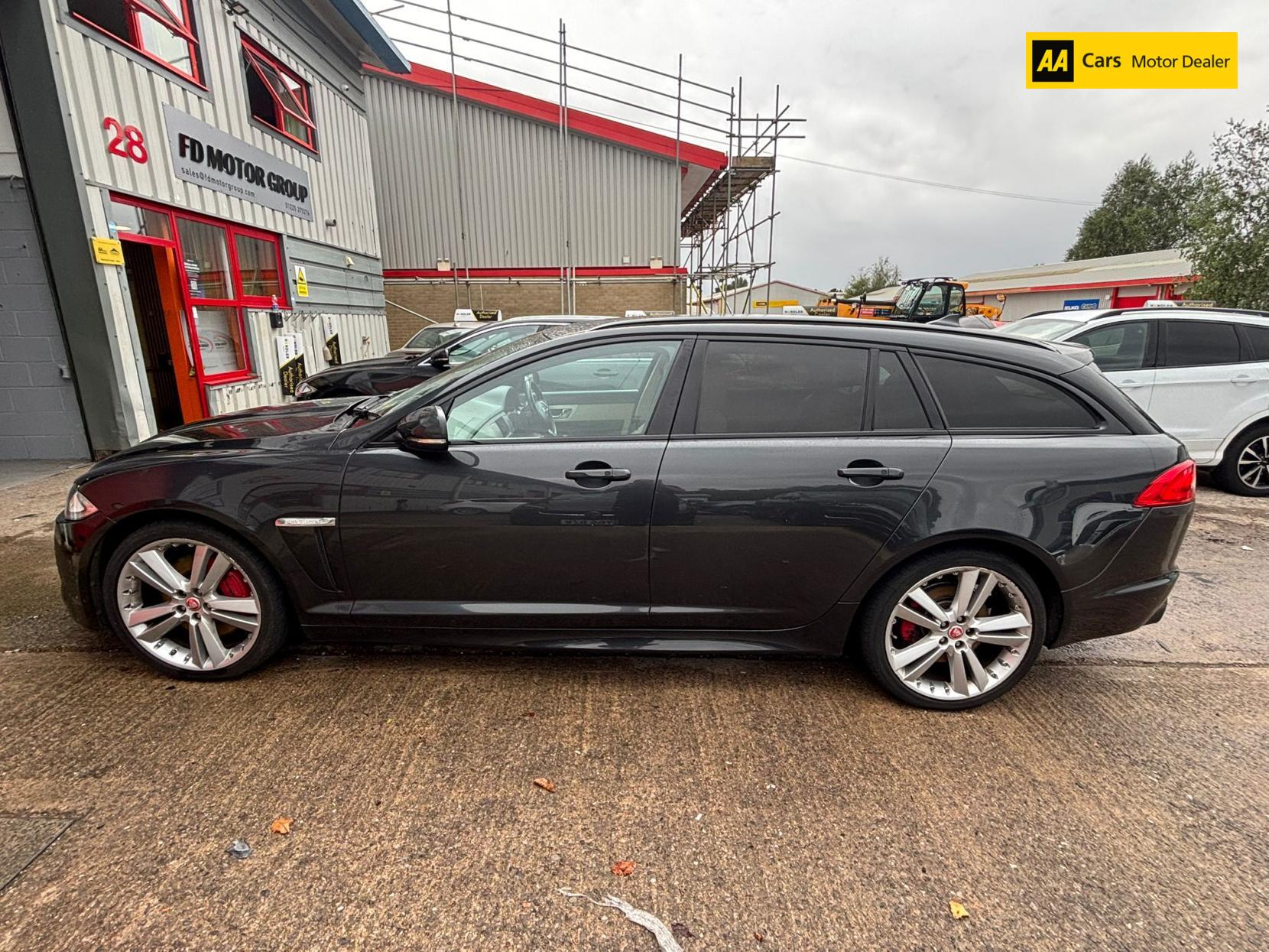 Jaguar XF 3.0d S V6 Portfolio Sportbrake 5dr Diesel Auto Euro 5 (s/s) (275 ps)