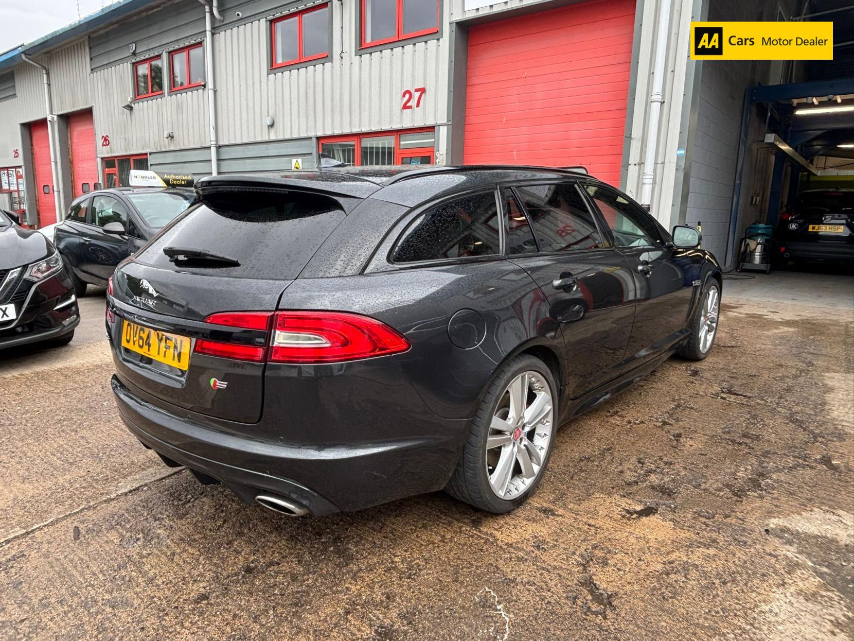 Jaguar XF 3.0d S V6 Portfolio Sportbrake 5dr Diesel Auto Euro 5 (s/s) (275 ps)